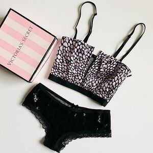XS SMALL Victoria’s Secret black purple bra set